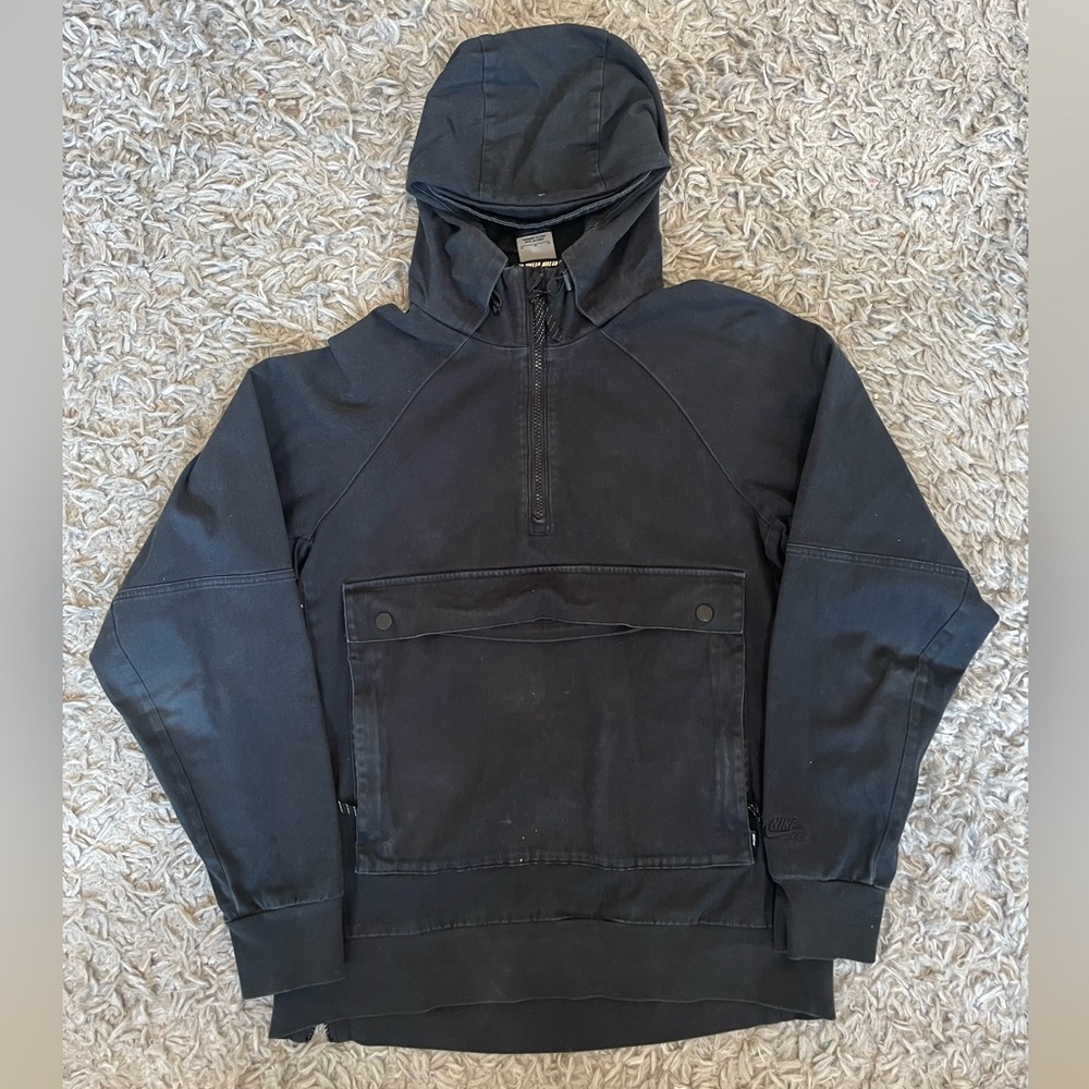Nike Men’s Black Jacket Size M